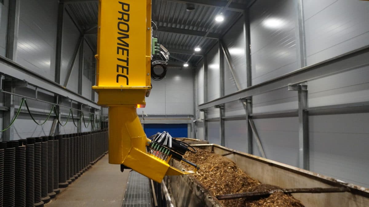 enables sampling of the entire flow in the longitudinal, transverse and depth directions.